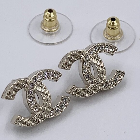 Authentic Chanel CC Earrings With Crystals Gold Hardware Brand New In Box - Picture 8 of 9